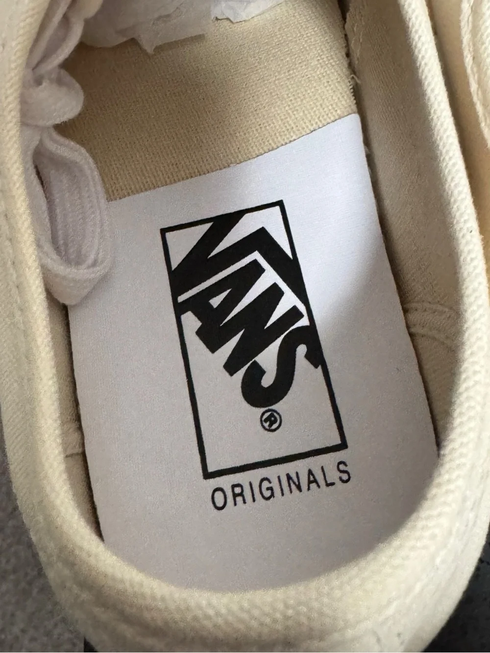 Vans Og Authentic L Canvas Classic White Size 5.5 Men/ 7 Women